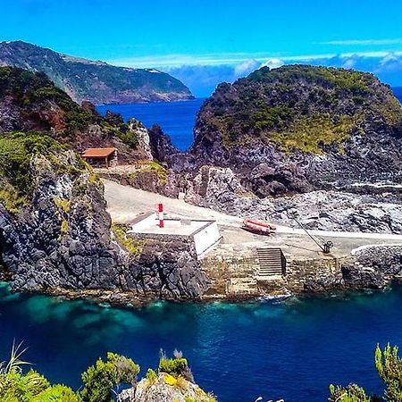 ホテル Casa Dos Botes サンタ・クルス・ダス・フローレス エクステリア 写真