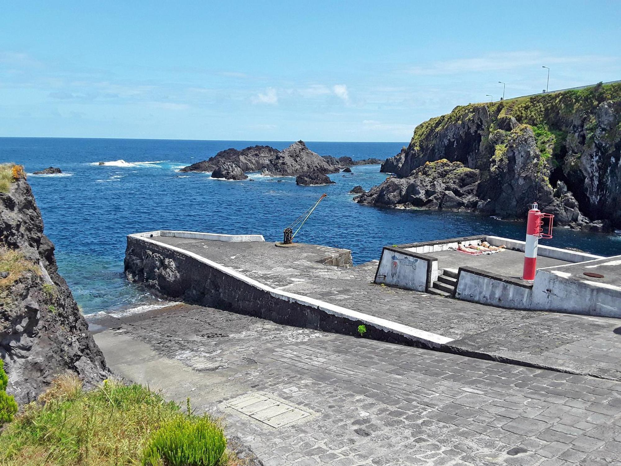 ホテル Casa Dos Botes サンタ・クルス・ダス・フローレス エクステリア 写真